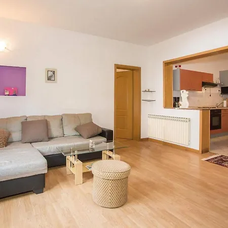 Holiday home Milica